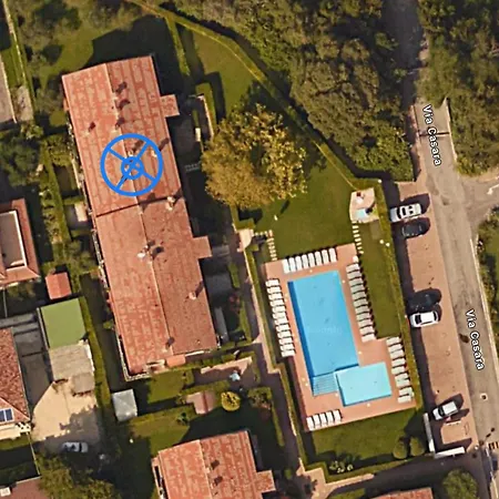 Family House With Free Parking, 450m From Beach * Lazise