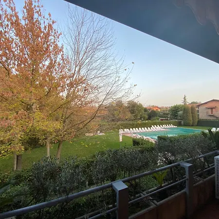 Lejlighed Family House With Free Parking, 450m From Beach